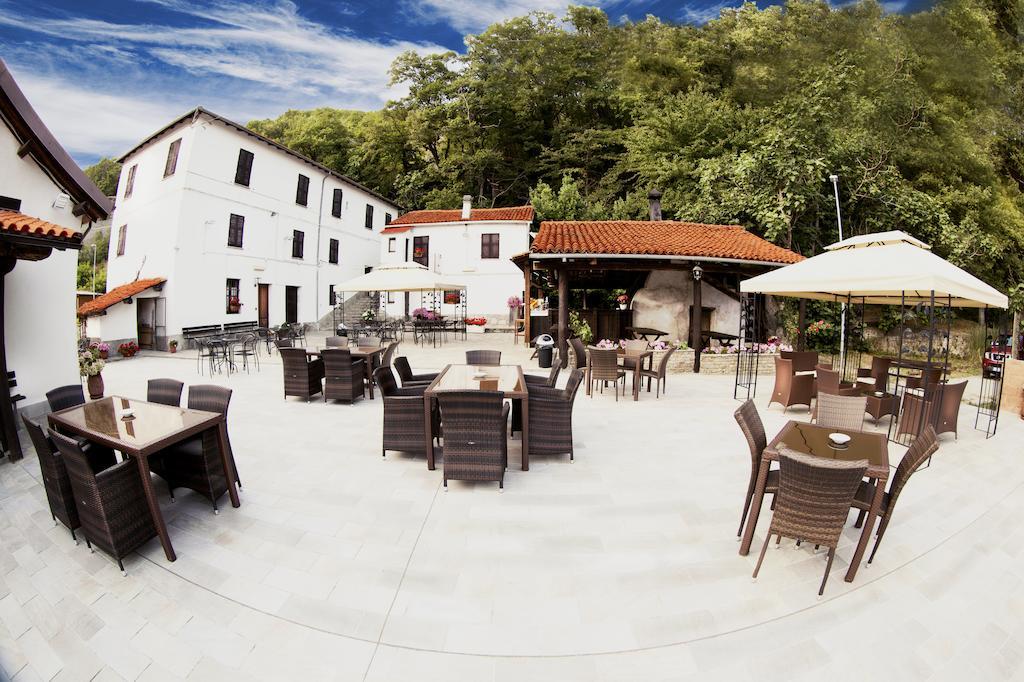 Agriturismo Cascina Del Vai Cairo Montenotte Exterior photo