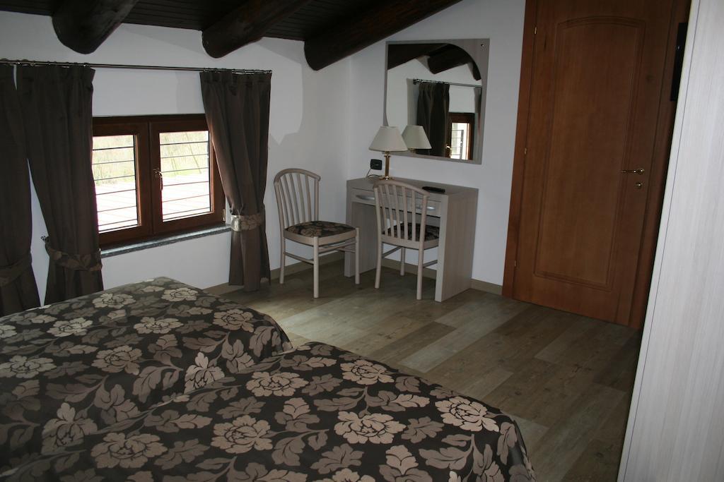 Agriturismo Cascina Del Vai Cairo Montenotte Room photo